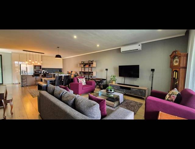 2 BEDROOM PROPERTY TO RENT IN MIDFIELD ESTATE